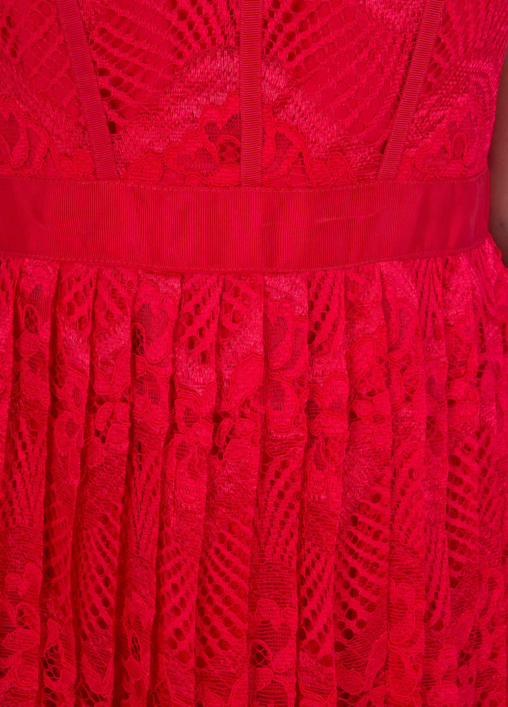 Красное коктейльное платье плиссированное, клеш Little Mistress однотонное