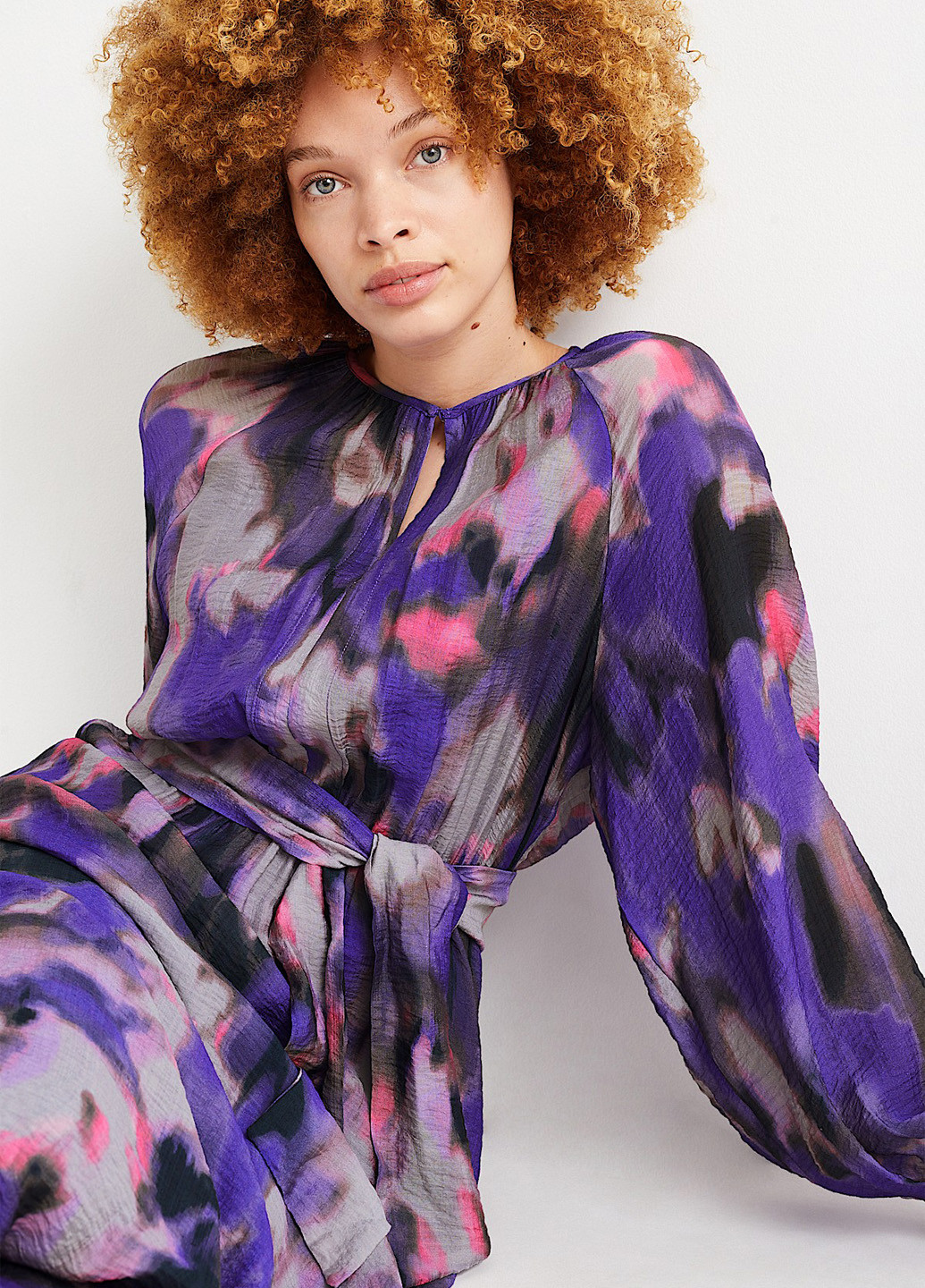 Фіолетова кежуал сукня а-силует C&A з абстрактним візерунком