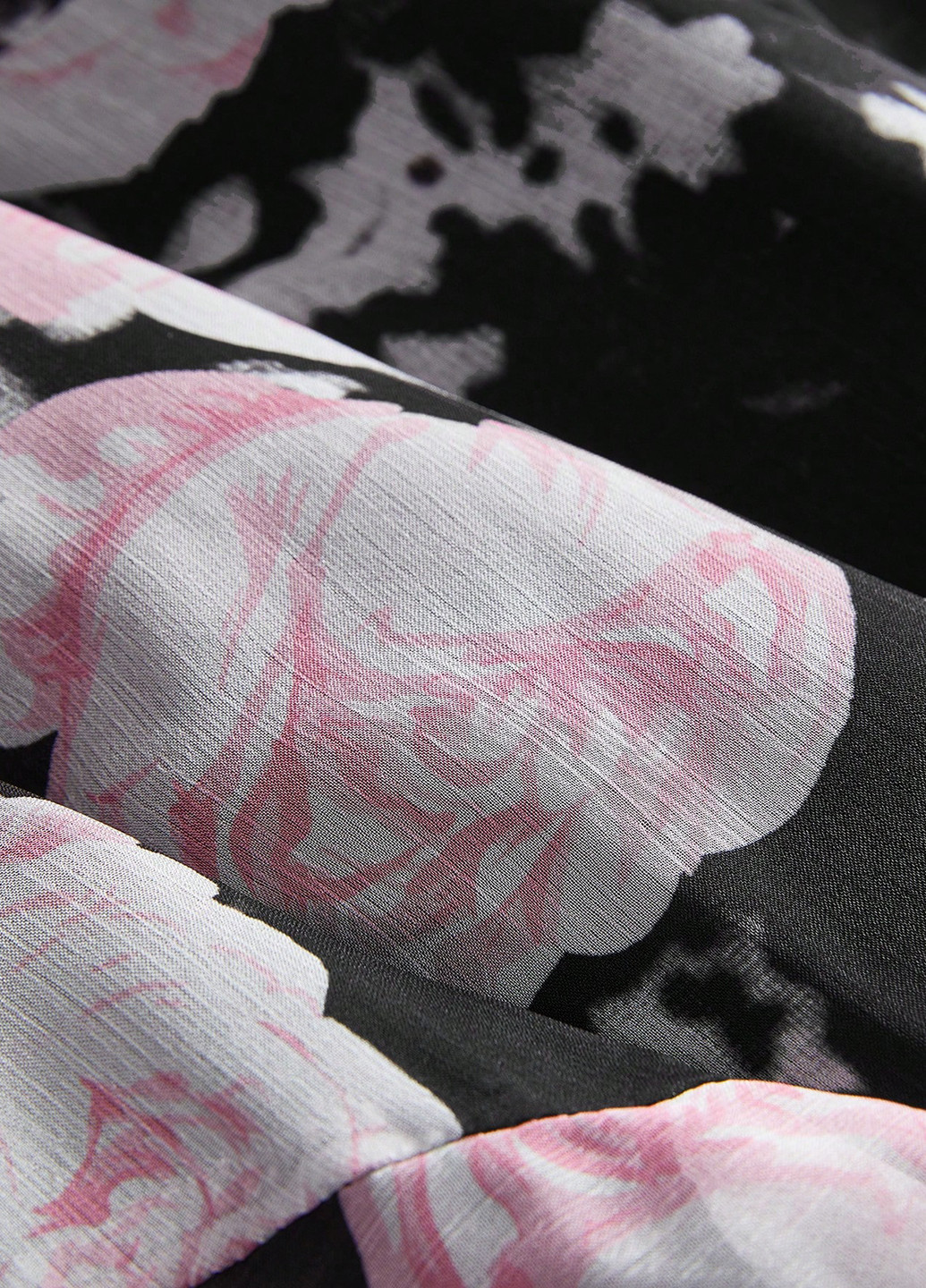 Чорна кежуал сукня в стилі армпір SHEIN з квітковим принтом