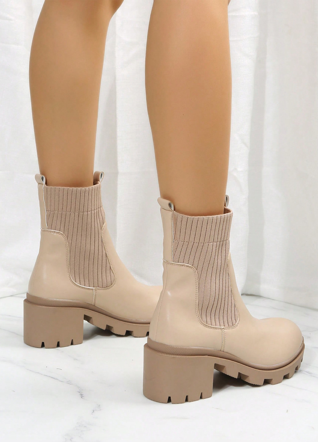 Кремовые демисезонная ботильоны SHEIN