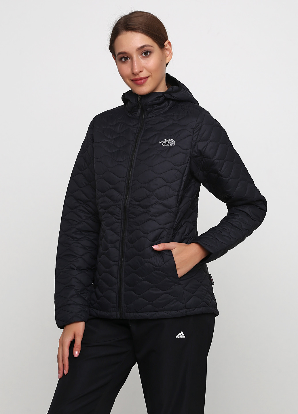 Черная демисезонная куртка The North Face