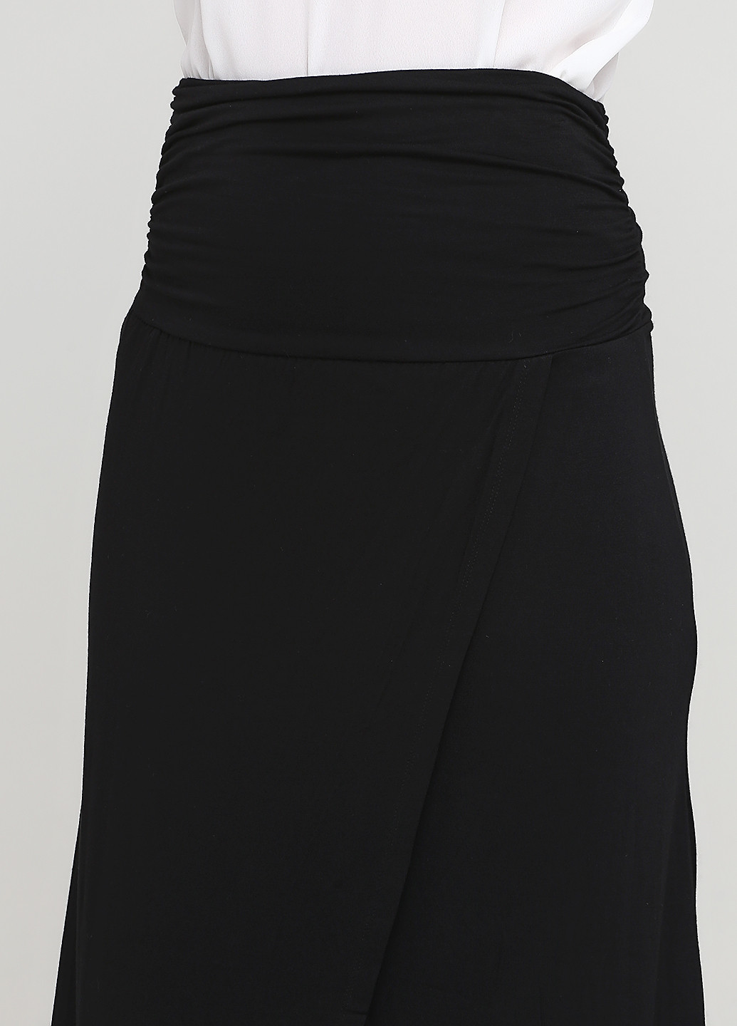 Черная кэжуал однотонная юбка Lascana на запах