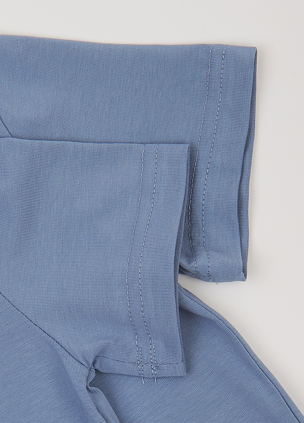 Блакитна літня футболка Garnamama