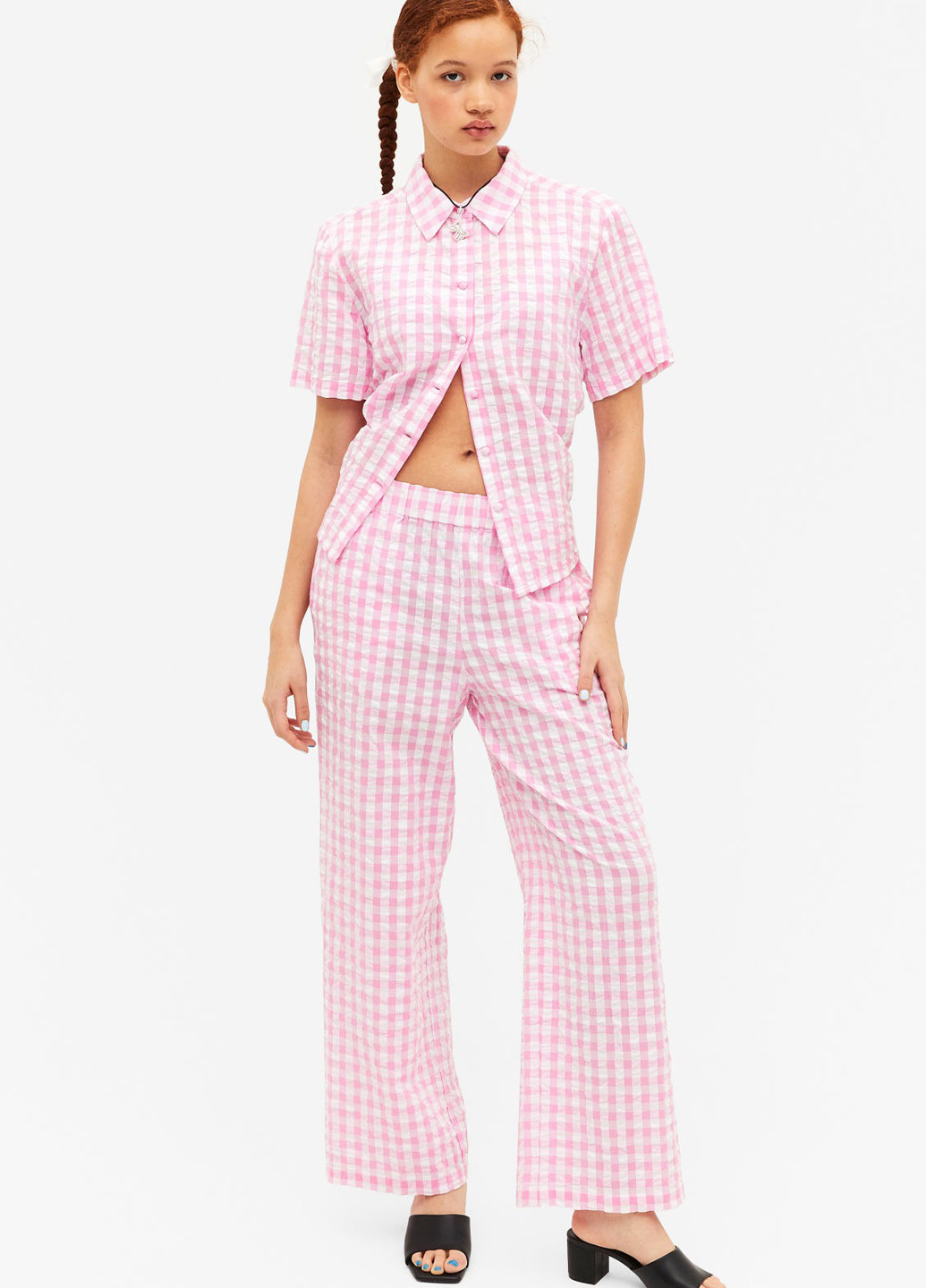 Светло-розовая кэжуал рубашка в клетку Monki