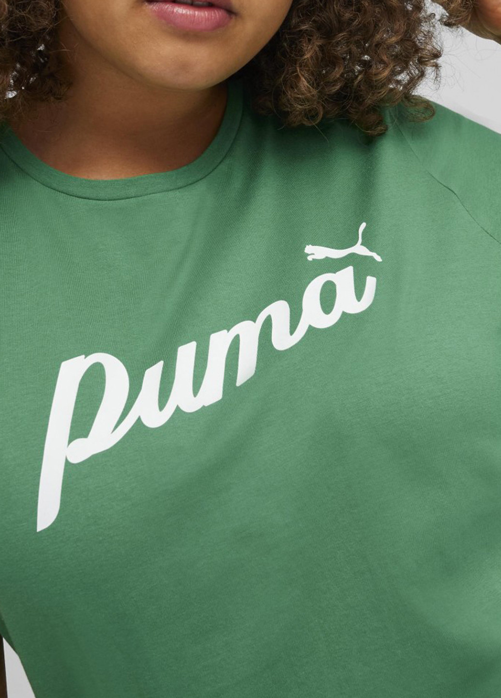 Зеленая летняя футболка Puma ESS+ Script Tee