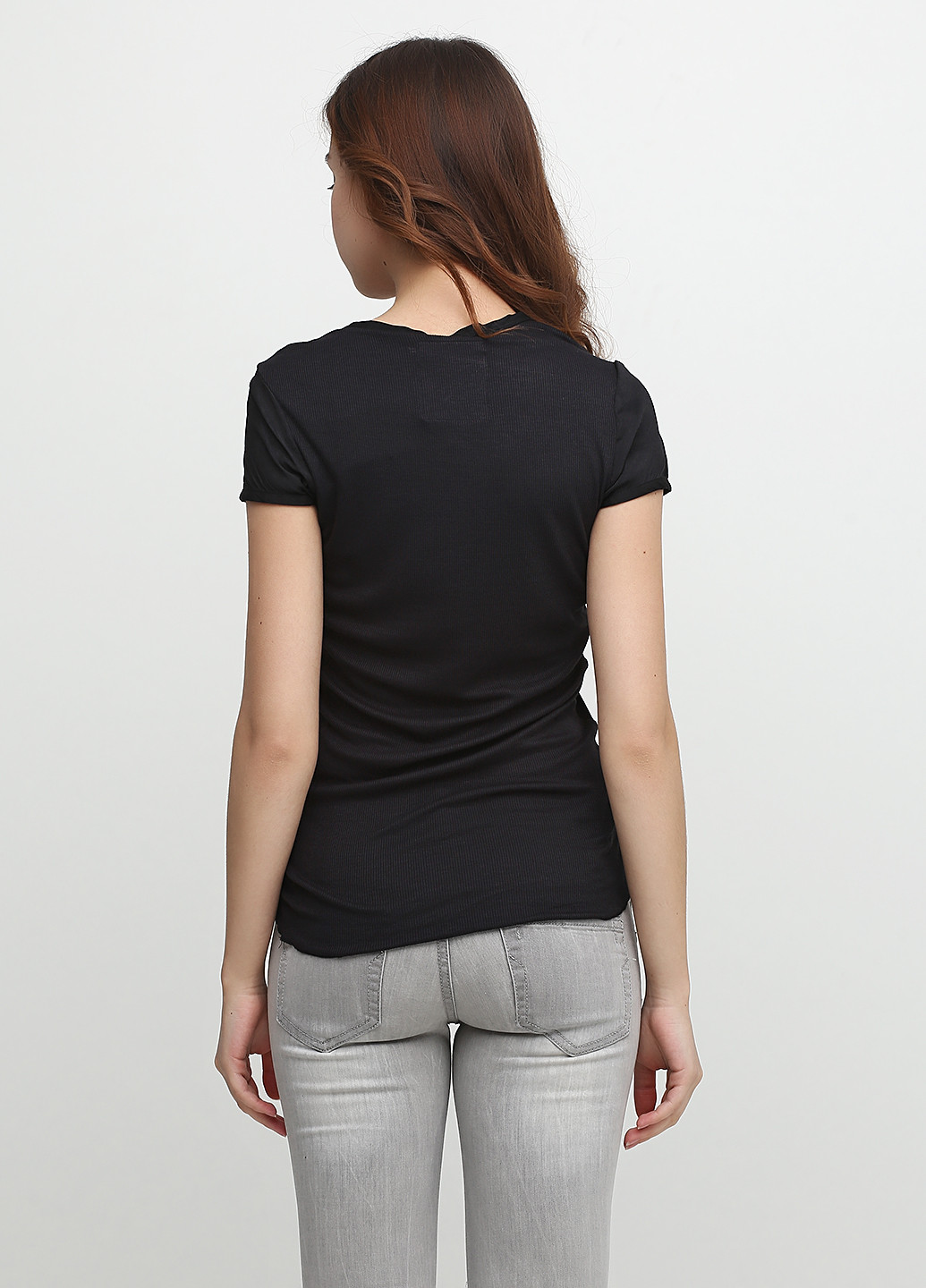 Черная летняя футболка с коротким рукавом Silvian Heach