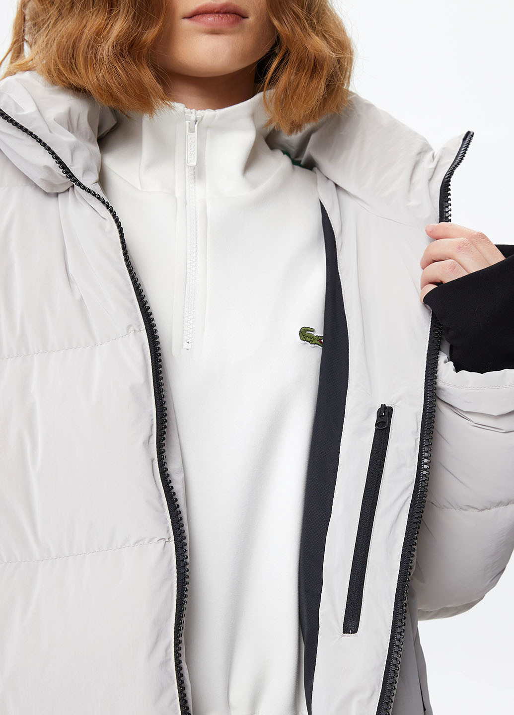 Світло-сіра демісезонна куртка Lacoste