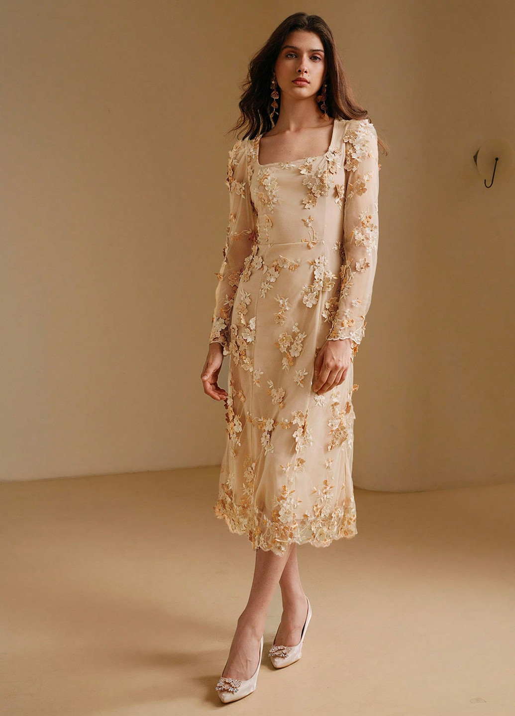 Бежевое праздничный, вечернее, кэжуал платье а-силуэт SHEIN с цветочным принтом