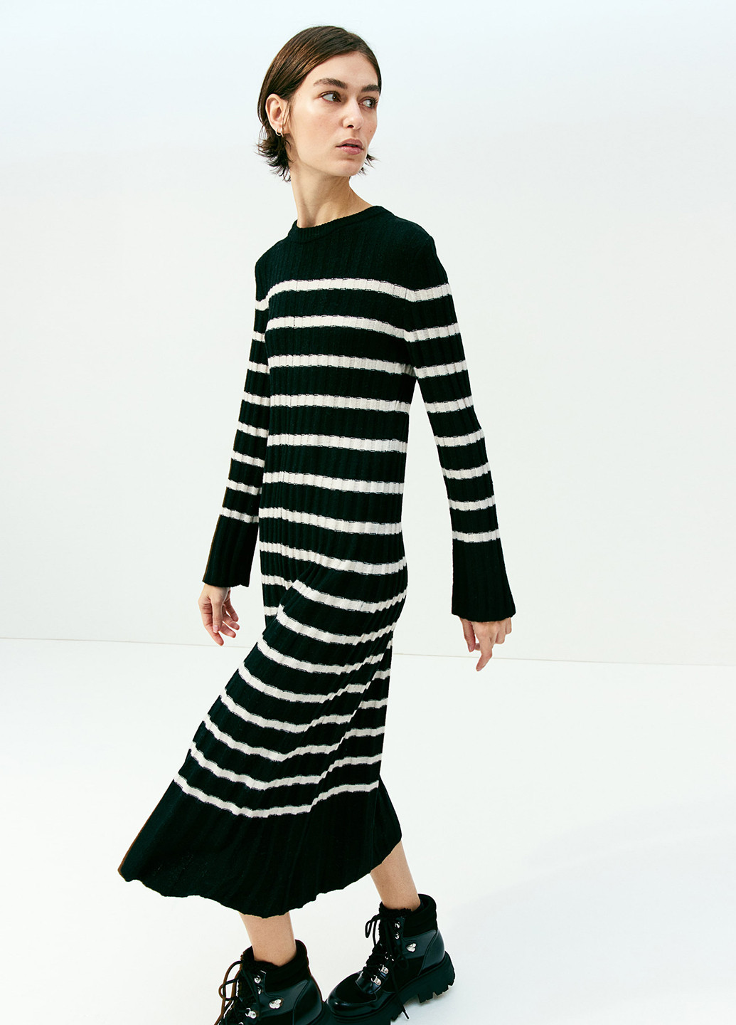 Чорно-білий кежуал сукня сукня светр, кльош, плісована H&M в смужку