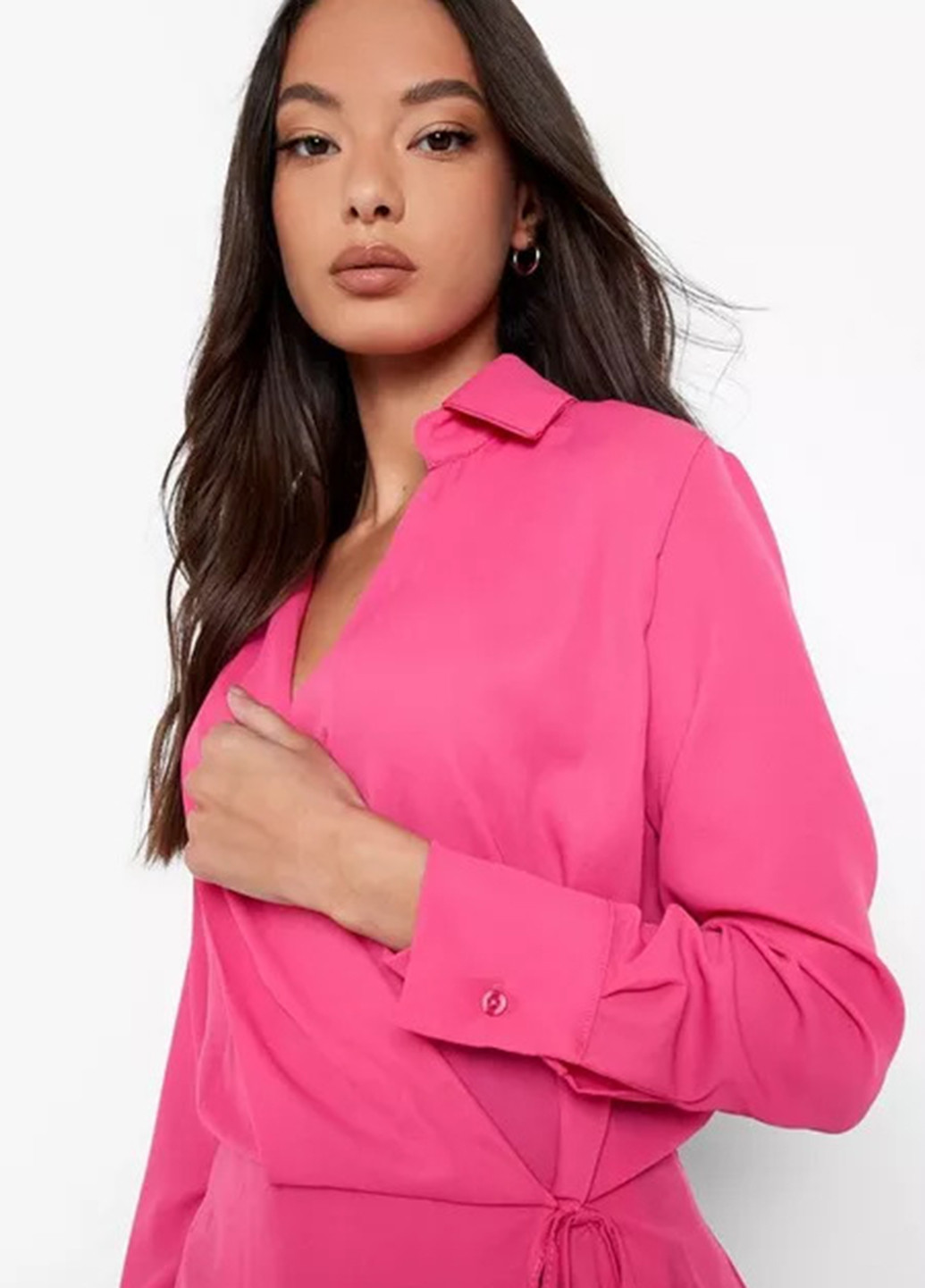 Рожева демісезонна блуза на запах Boohoo
