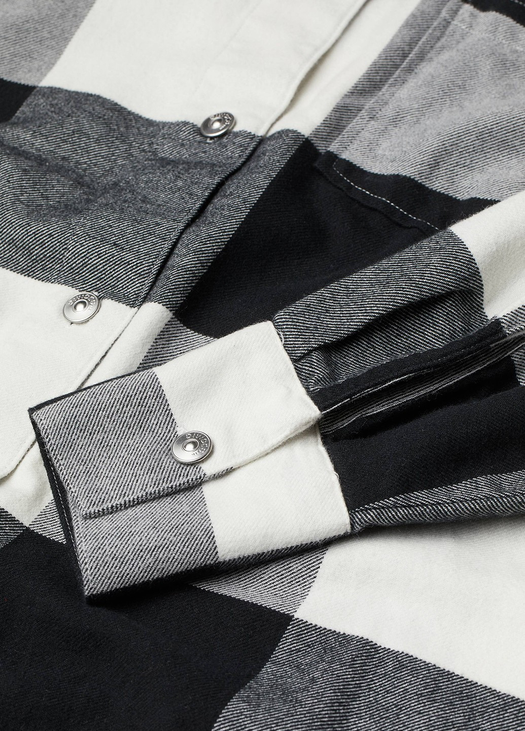 Черно-белое кэжуал платье а-силуэт, рубашка H&M в клетку