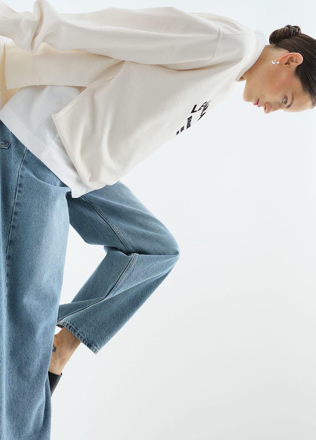 Кремовий світшот для вагітних H&M напис без декору (362050205)