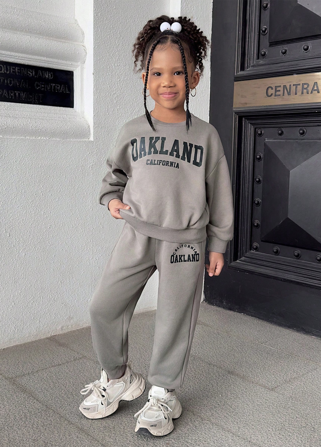 Костюм (свитшот, брюки) SHEIN (343141885)