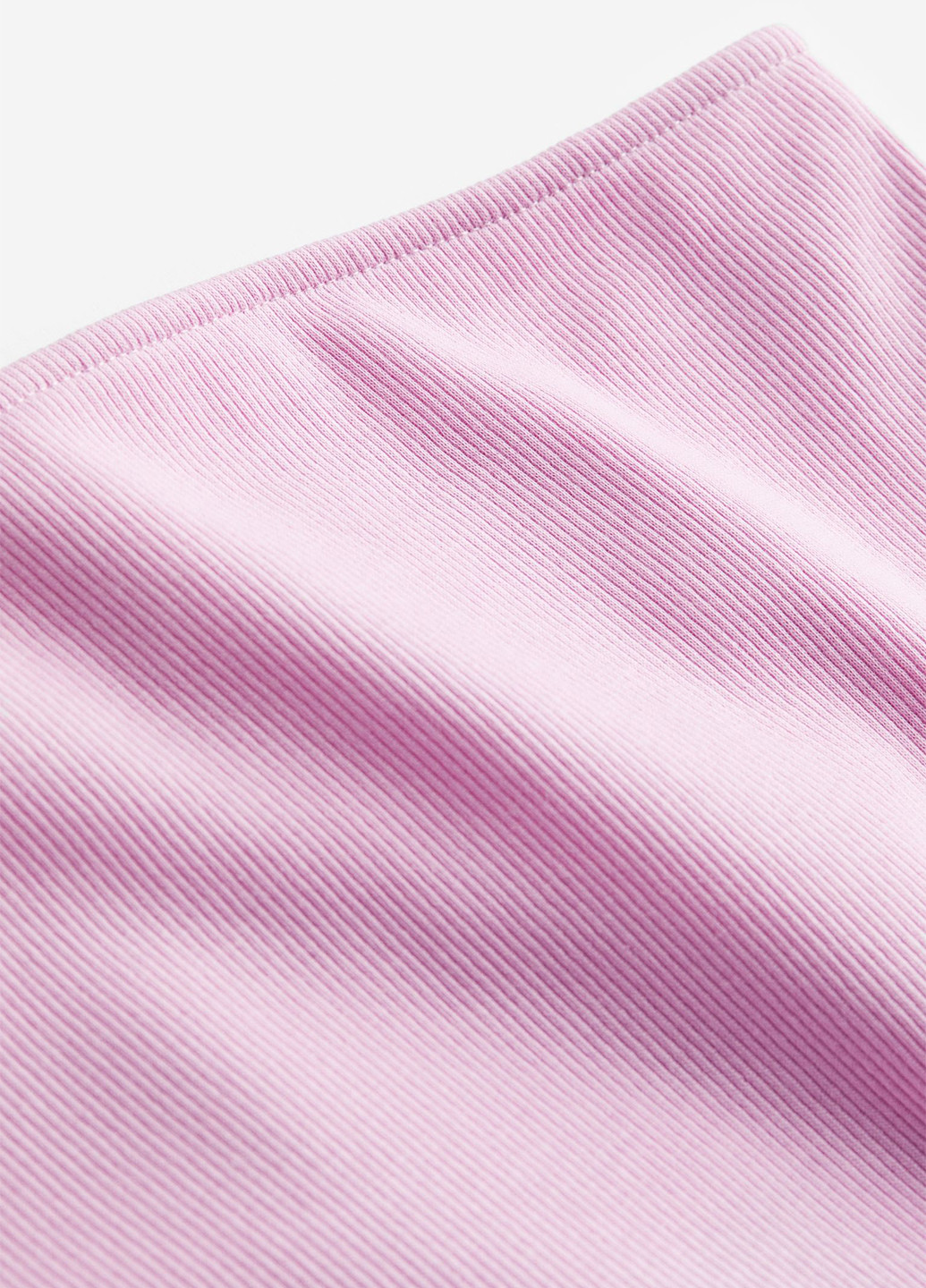 Светло-розовое кэжуал платье с открытыми плечами H&M однотонное
