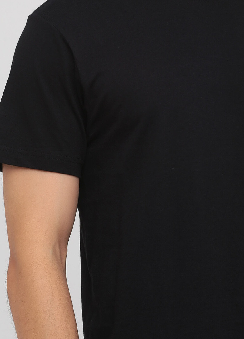 Черная футболка мужская безшовная с круглым воротником Stedman