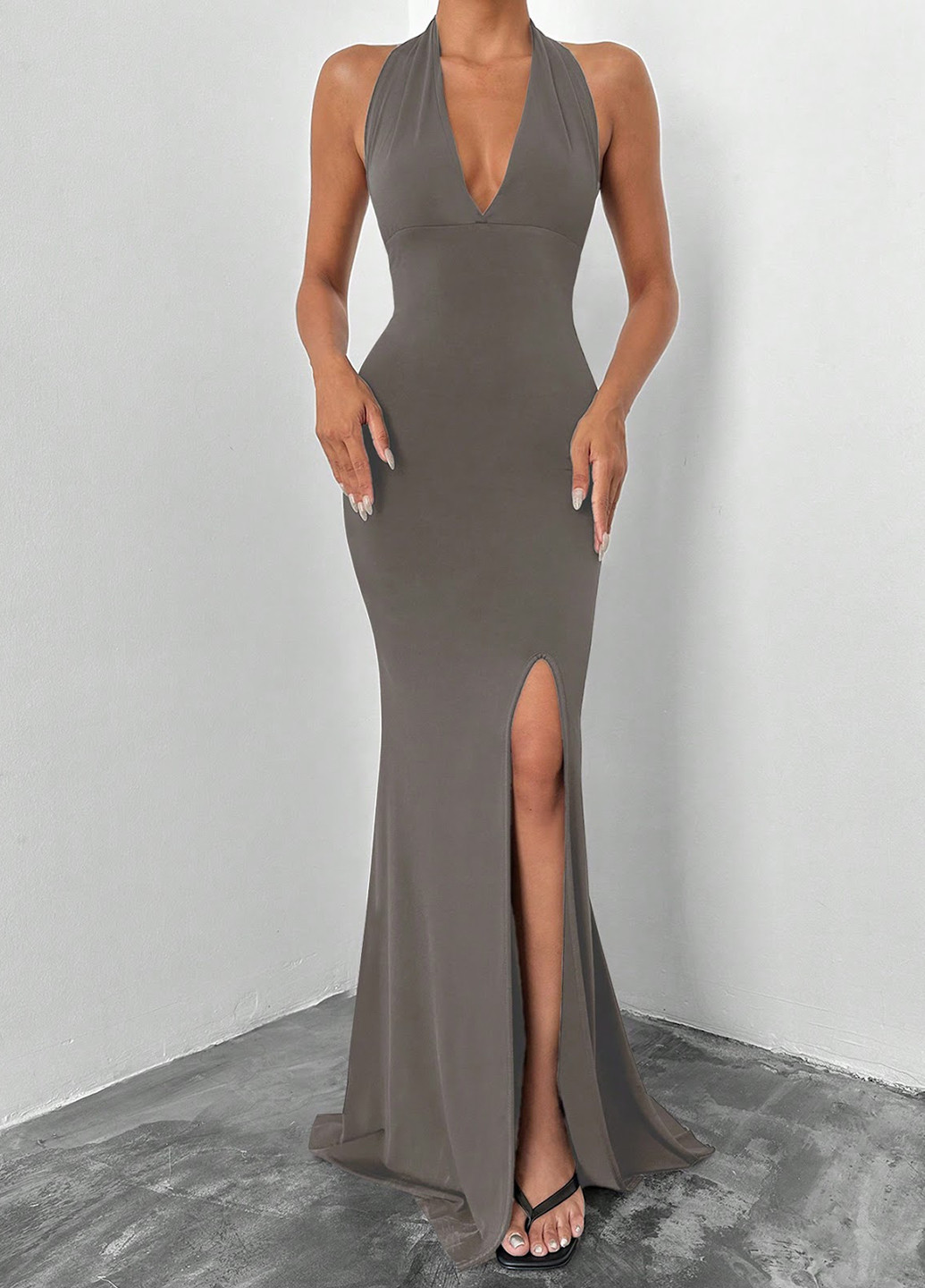 Серо-бежевое кэжуал платье с открытой спиной SHEIN однотонное