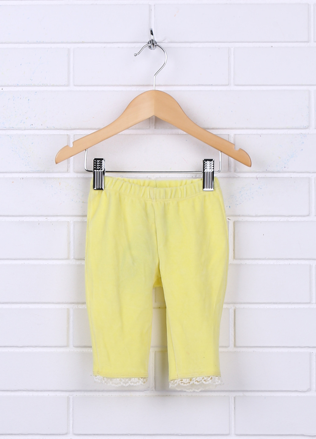 Желтые домашние демисезонные зауженные брюки United Colors of Benetton