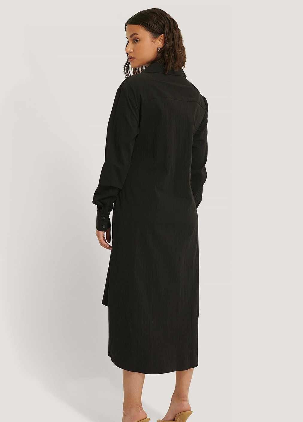 Черное кэжуал платье NA-KD однотонное