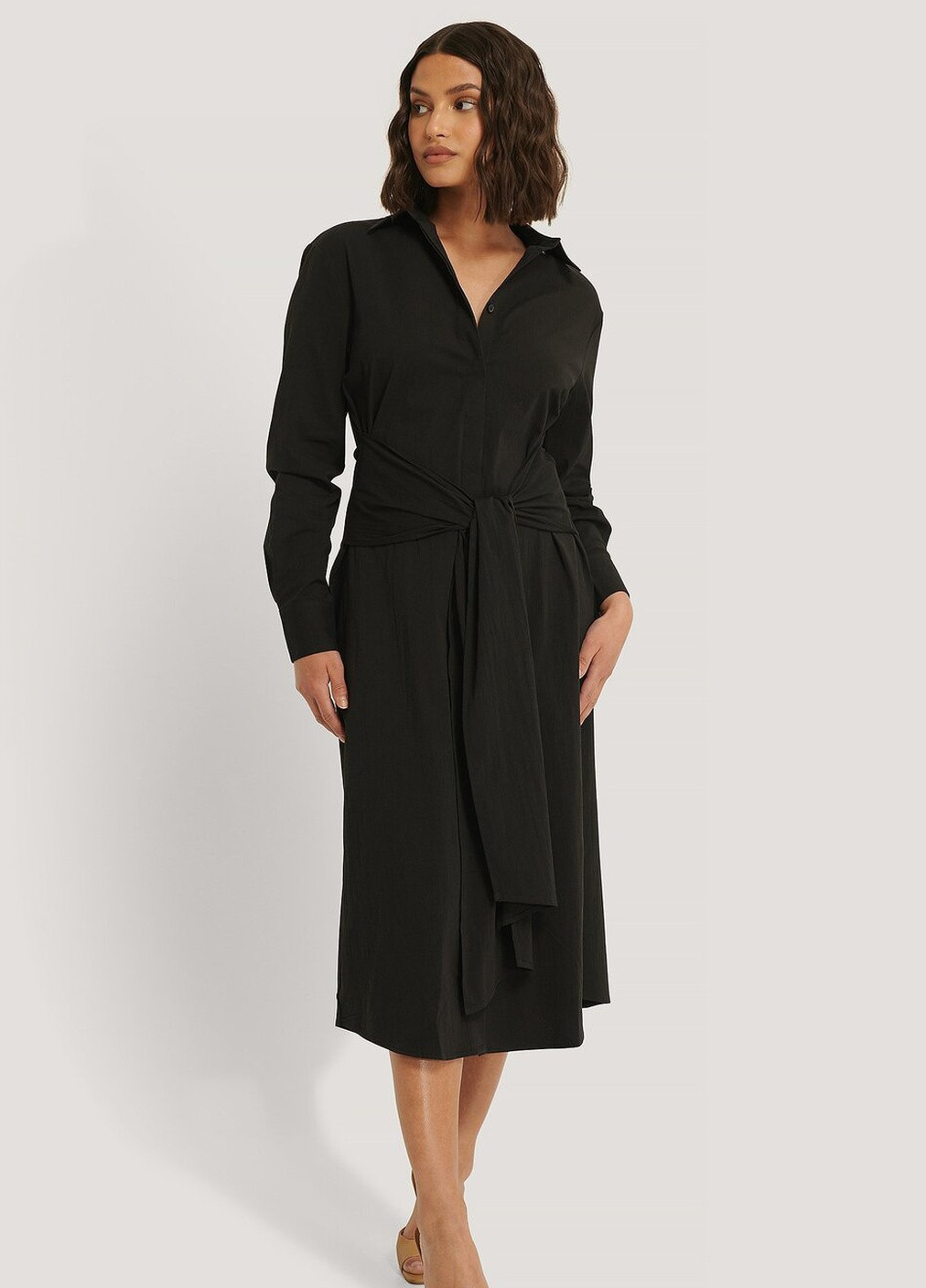 Черное кэжуал платье NA-KD однотонное