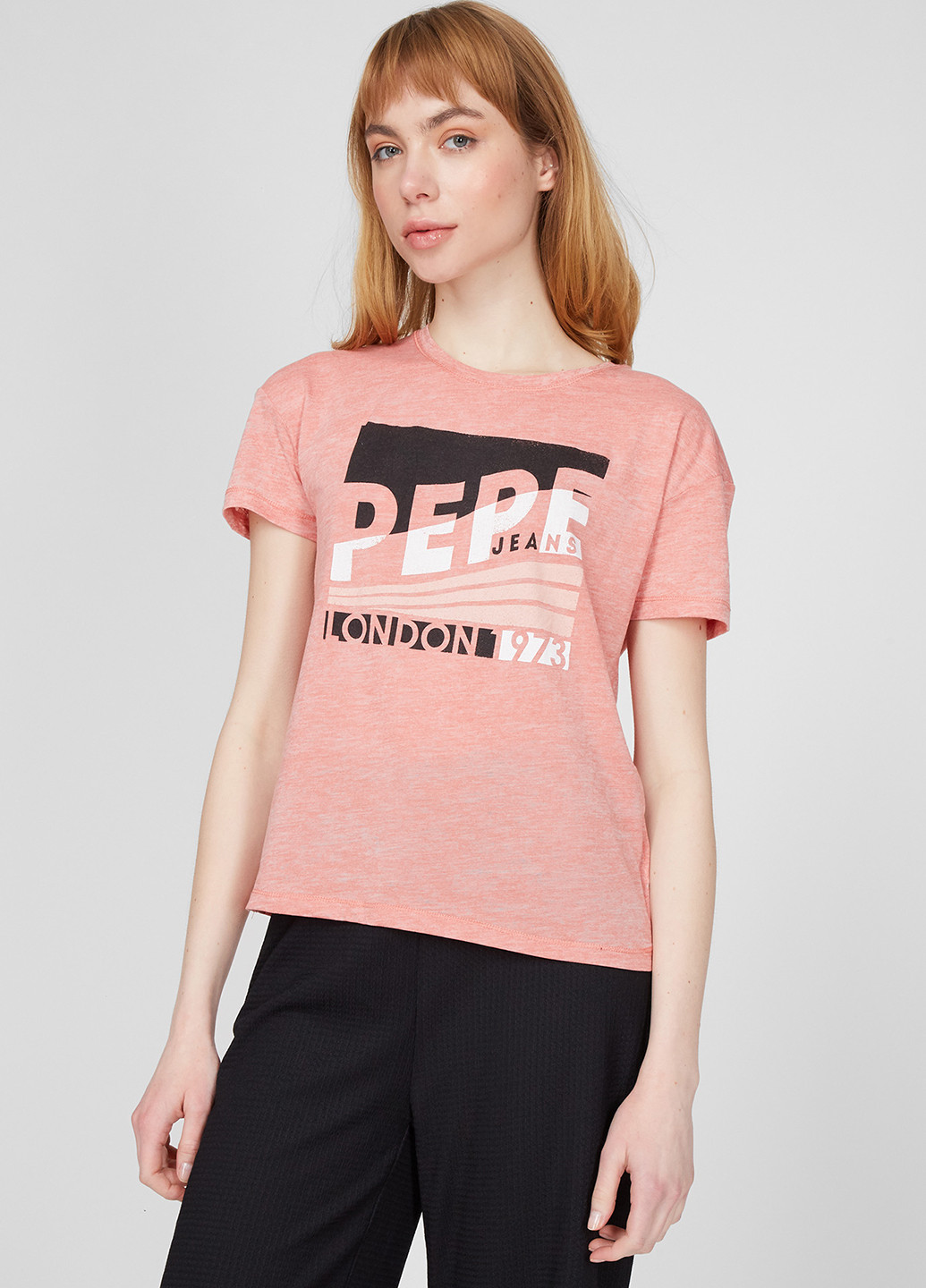 Розовая летняя футболка Pepe Jeans
