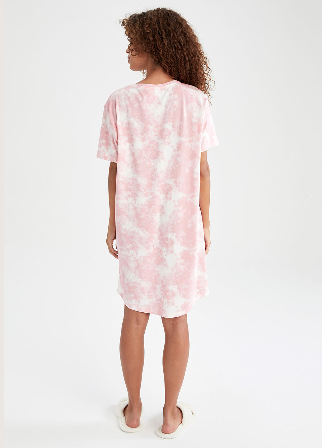 Светло-розовое домашнее платье платье-футболка DeFacto