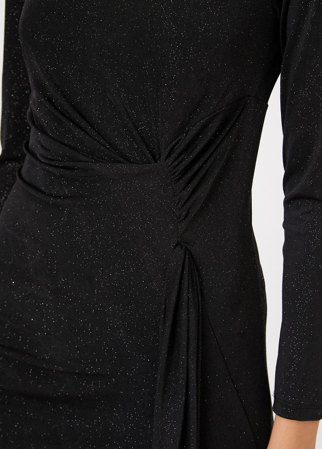 Черное коктейльное платье с открытой спиной KOTON однотонное