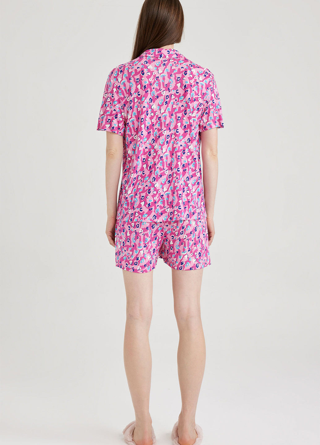 Розовая всесезон пижама (рубашка, шорты) рубашка + шорты DeFacto