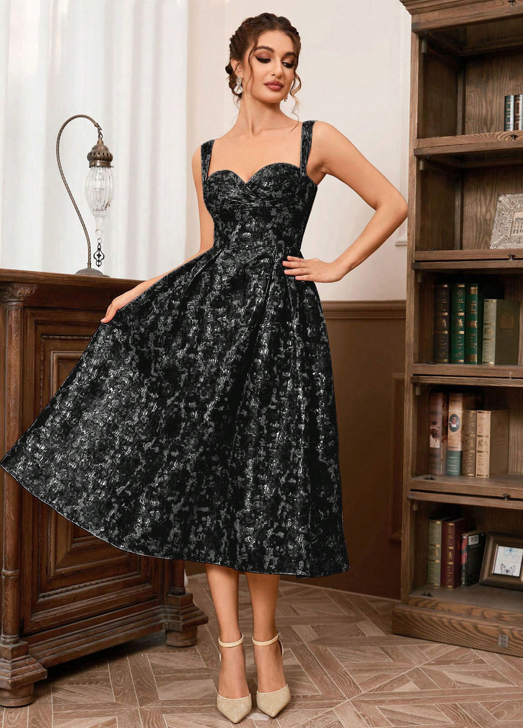 Черное вечернее платье клеш SHEIN с абстрактным узором