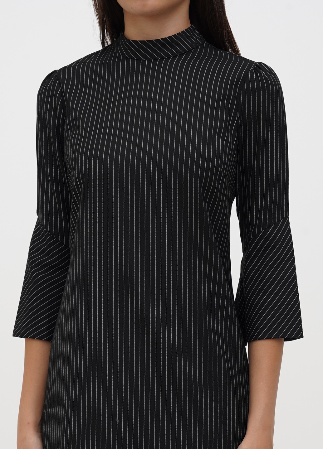 Черное кэжуал платье а-силуэт Sassofono в полоску
