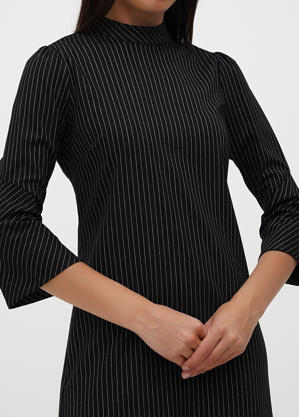 Черное кэжуал платье а-силуэт Sassofono в полоску