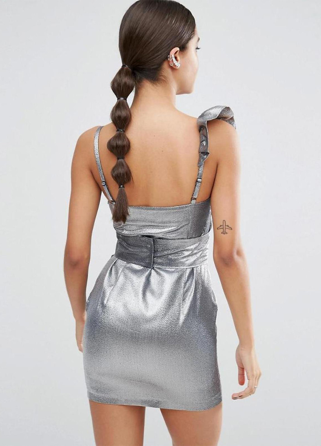 Срібна коктейльна сукня футляр Asos однотонна