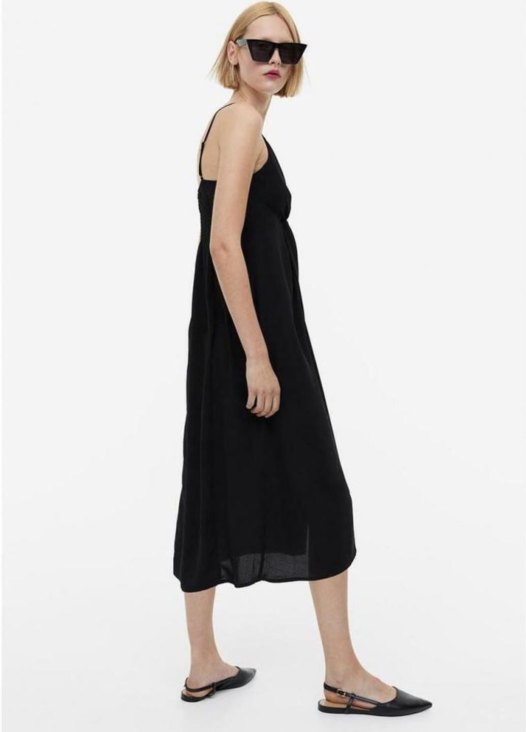 Черное кэжуал платье клеш H&M однотонное