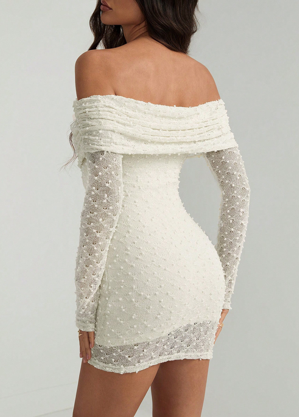 Кремовое коктейльное, кэжуал платье с открытыми плечами SHEIN однотонное