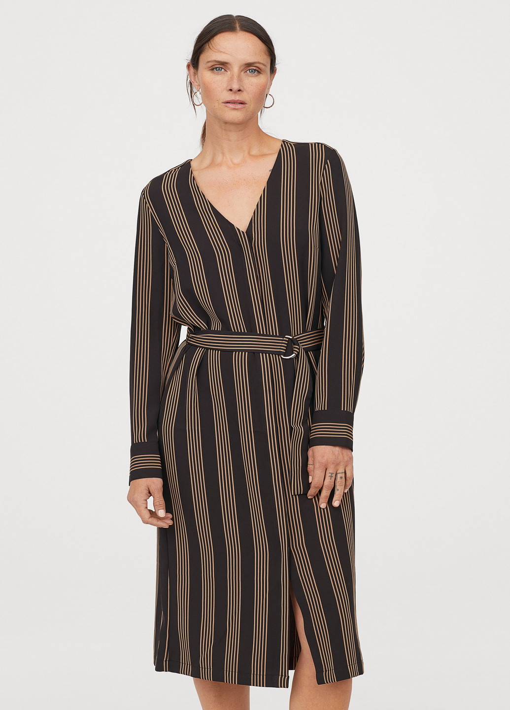 Черное кэжуал платье H&M