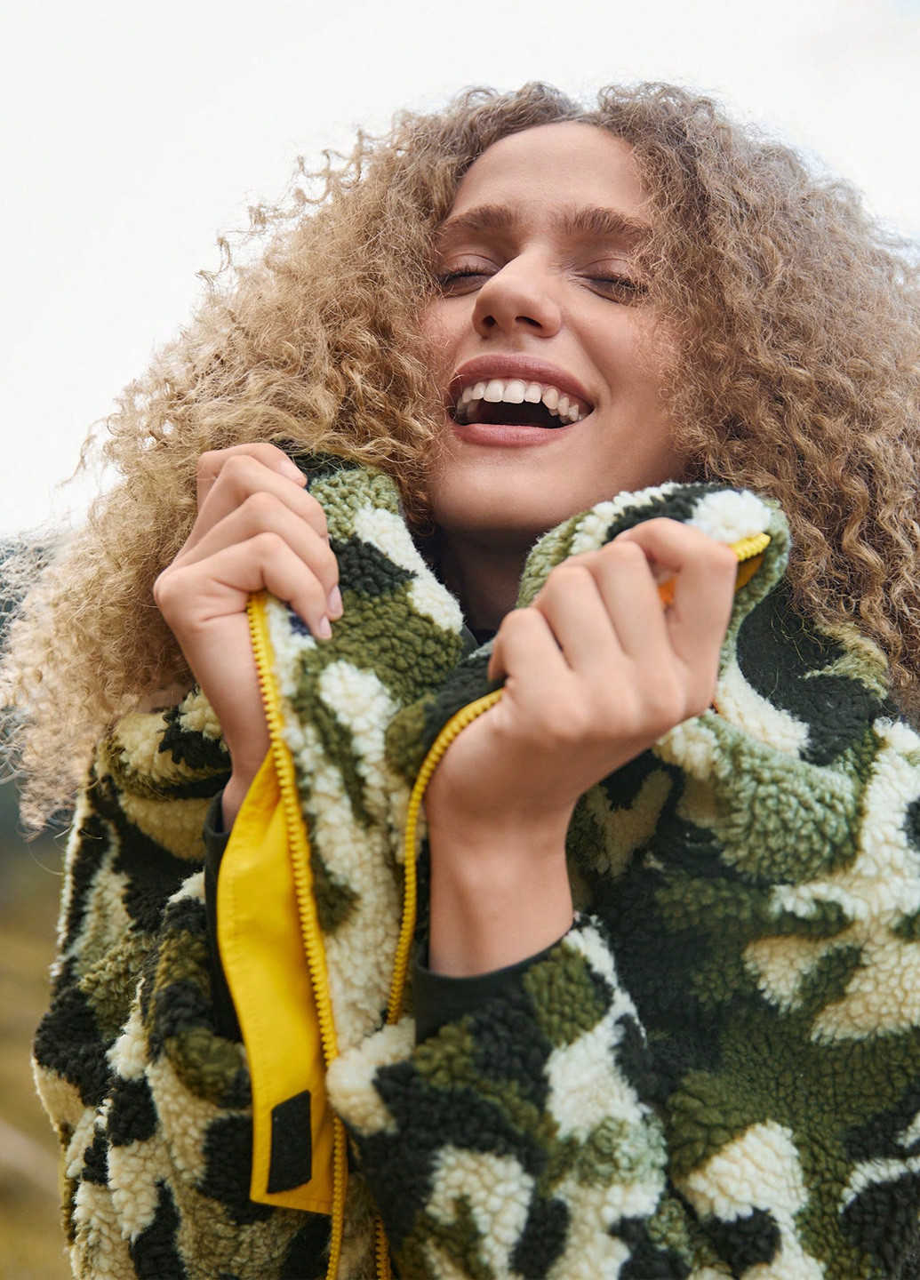 Комбинированная демисезонная куртка SHEIN