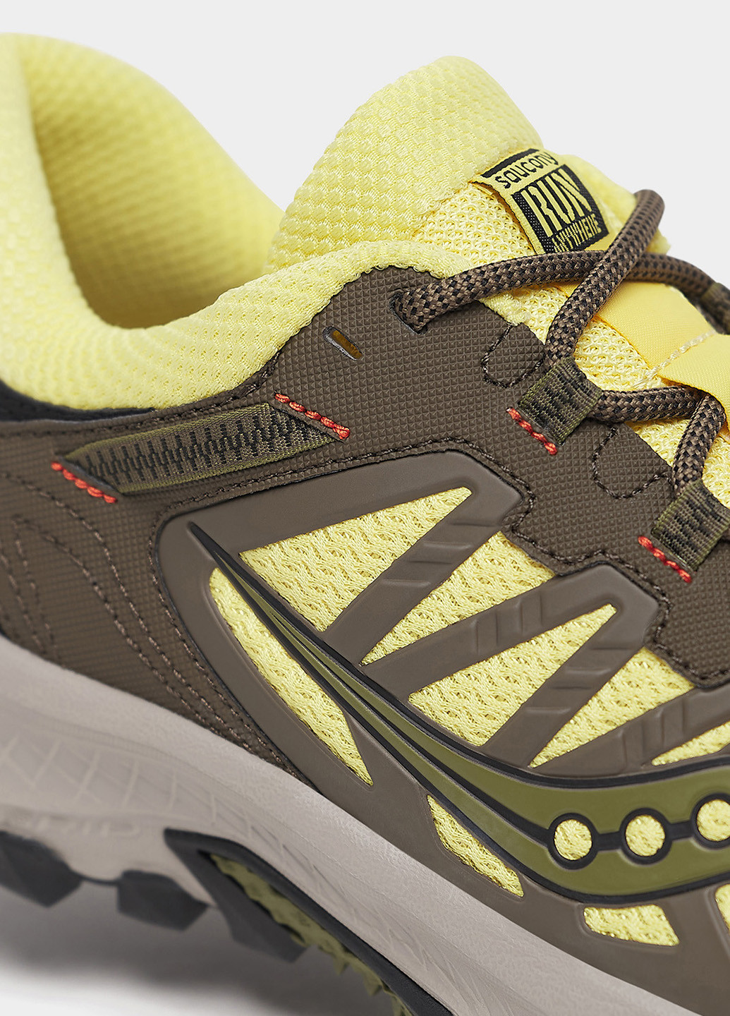 Коричневые всесезонные кроссовки Saucony GRID PEAK