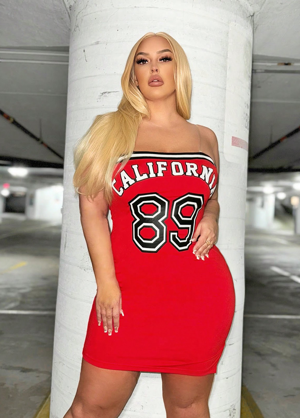 Красное кэжуал платье силуэтная SHEIN с надписью