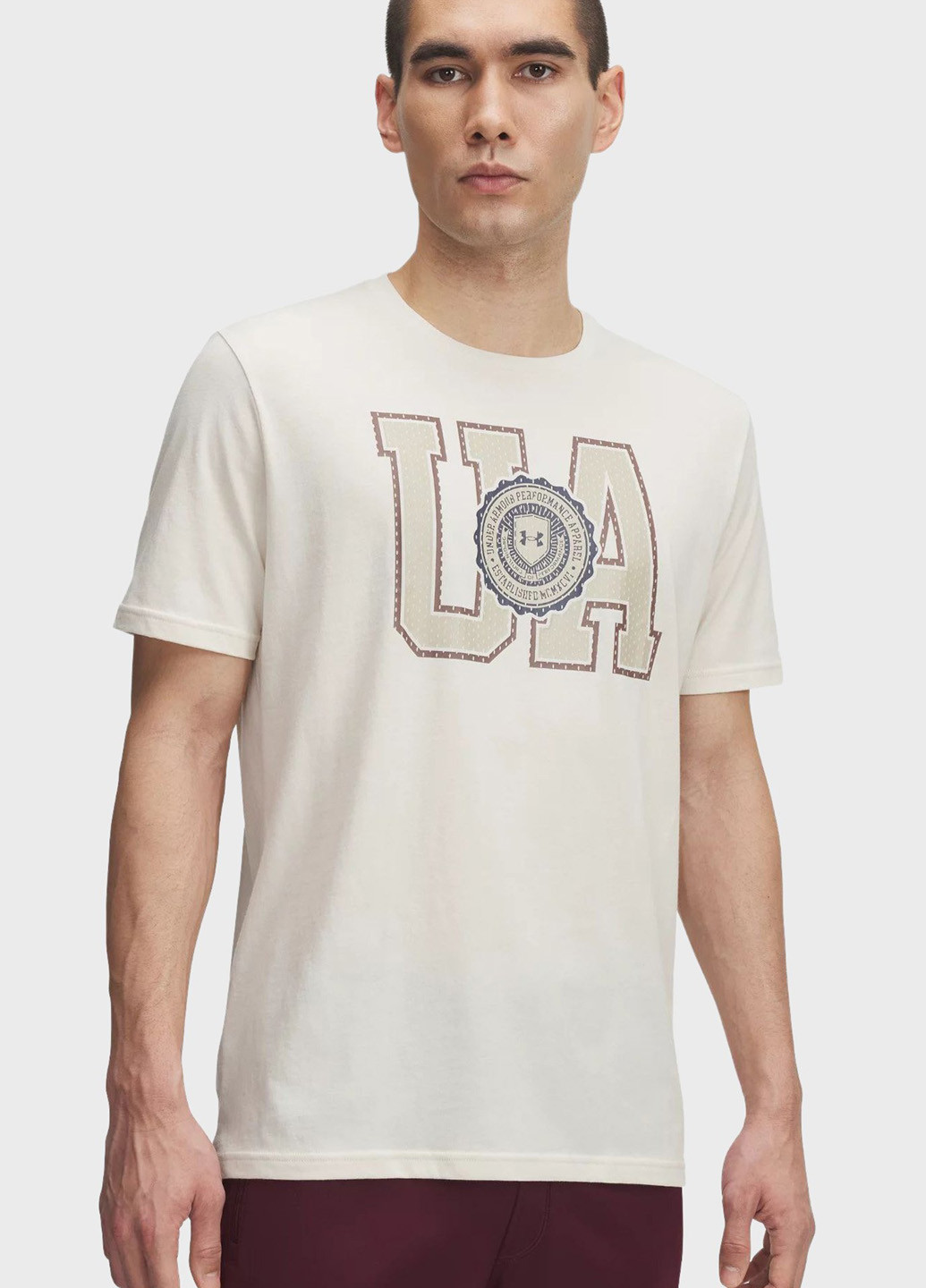 Бежевая футболка Under Armour