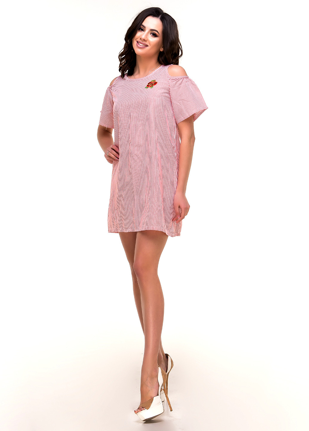 Светло-розовое кэжуал платье Ravol в полоску