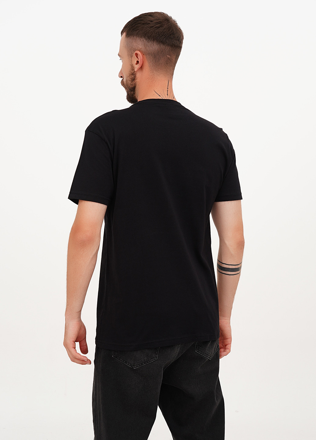 Чорна футболка Next Level