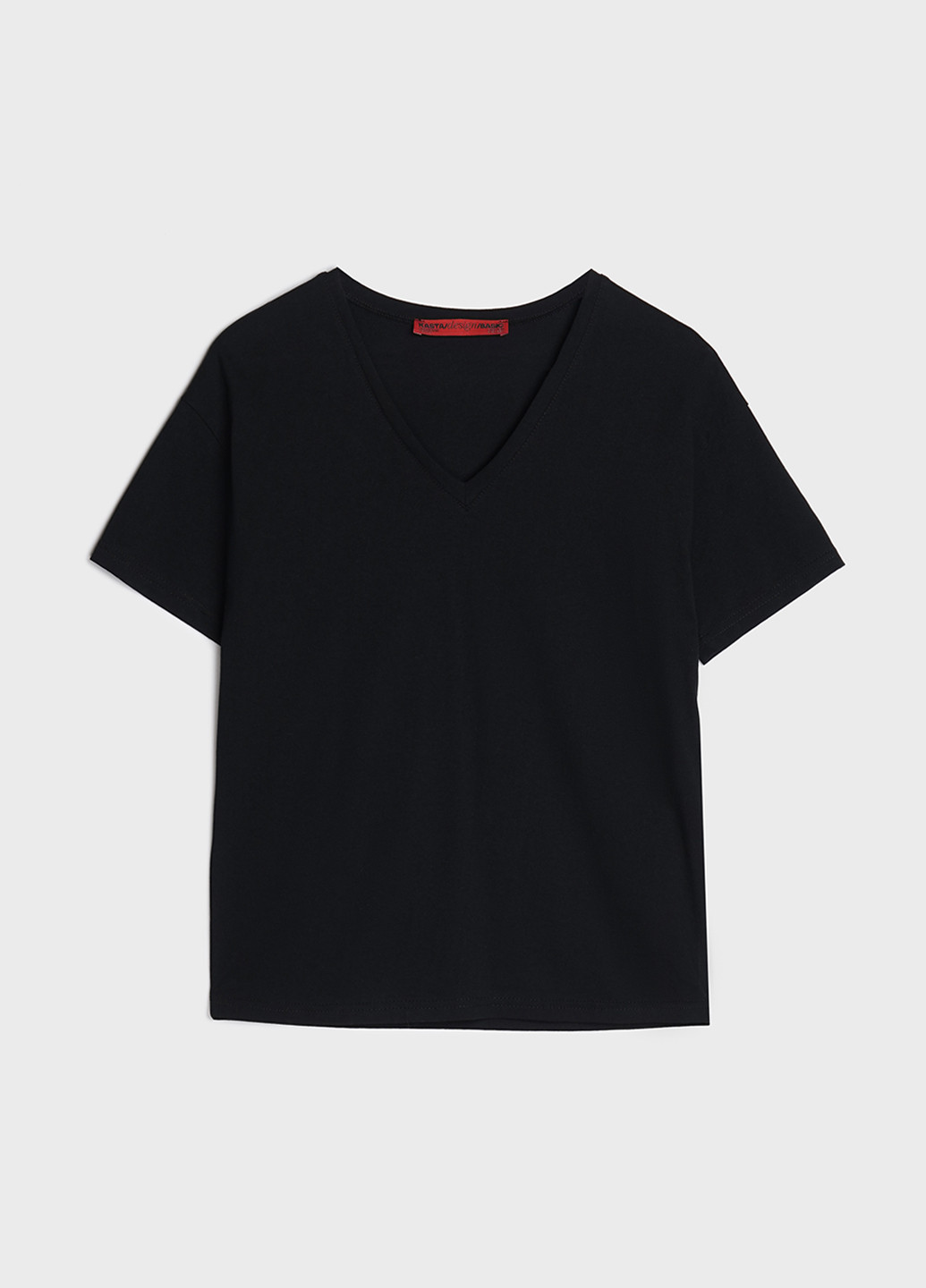 Черная летняя футболка з v-образным вырезом KASTA design