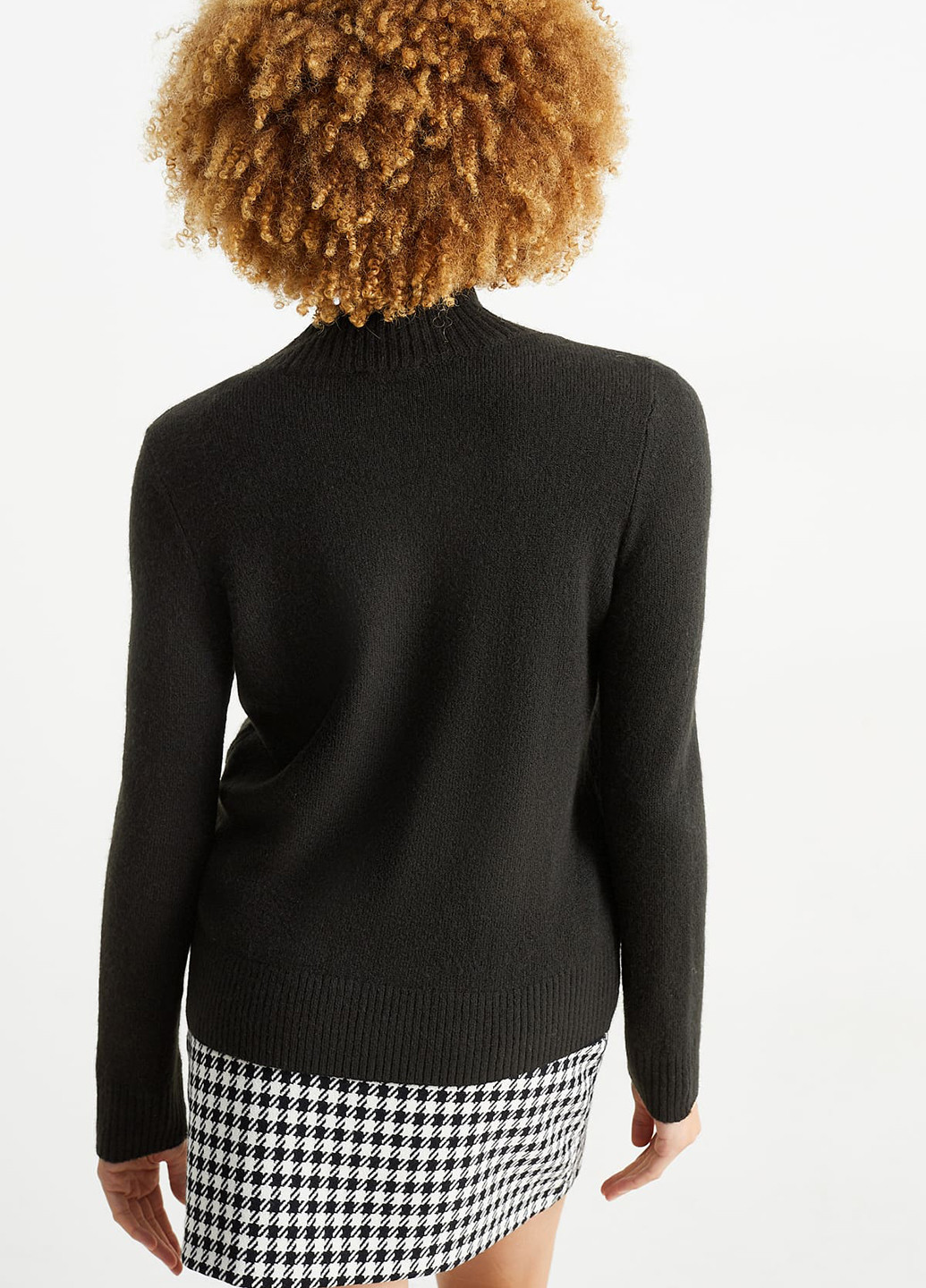 Чорний демісезонний светр C&A