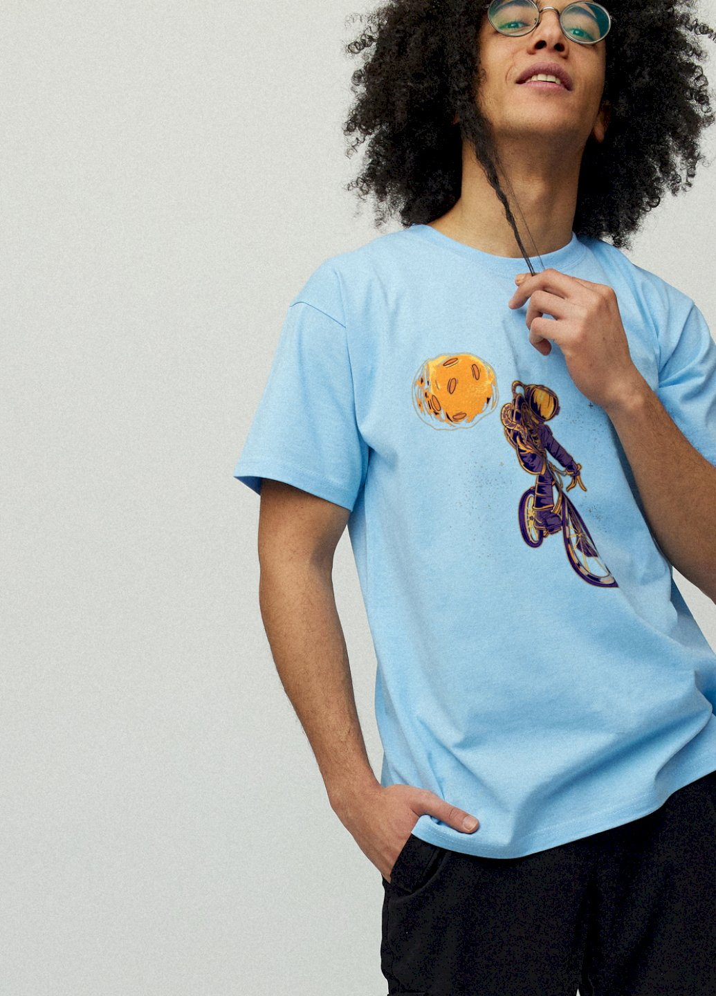 Блакитна футболка чоловіча YAPPI