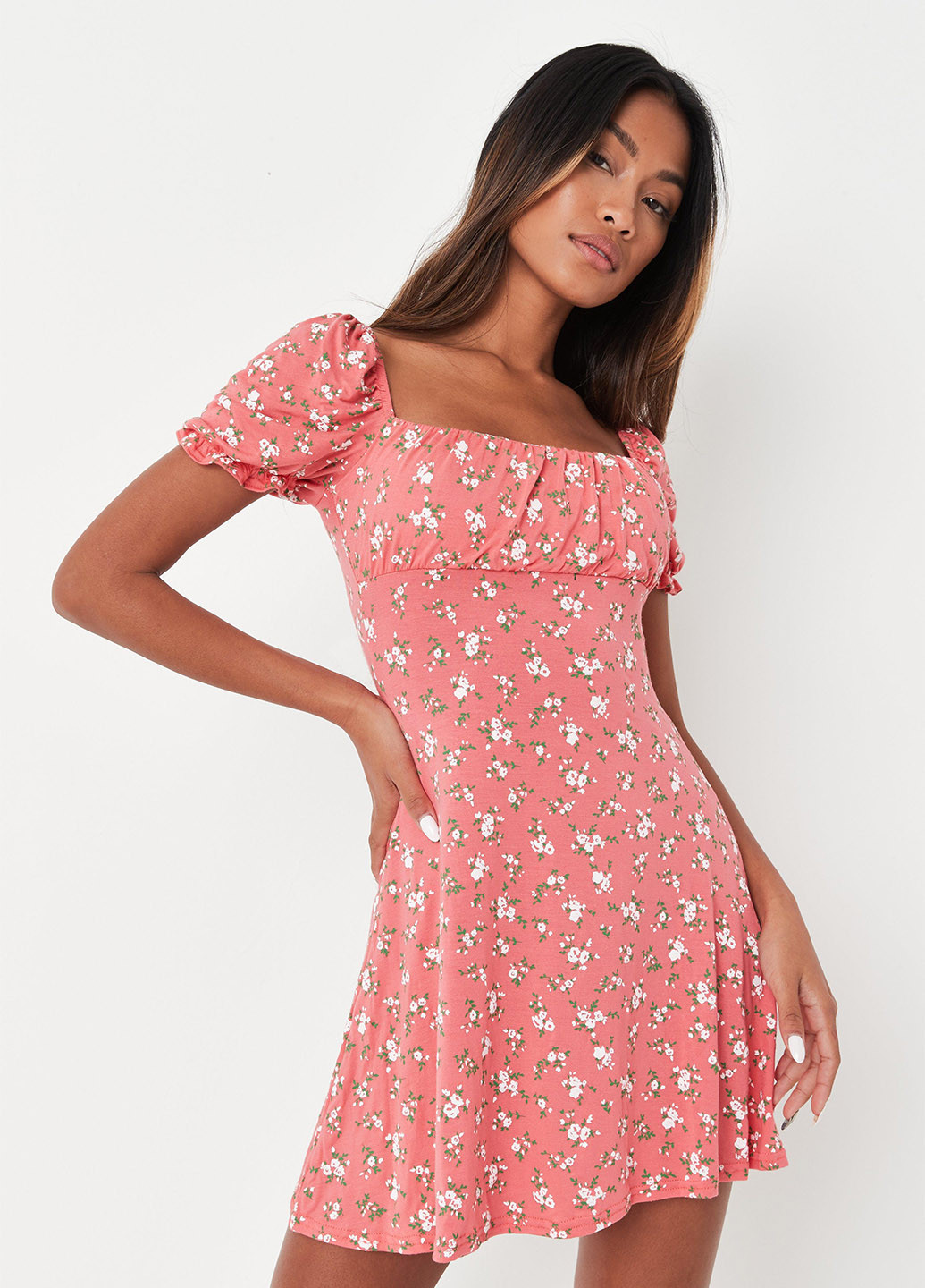 Розовое кэжуал платье а-силуэт Missguided с цветочным принтом