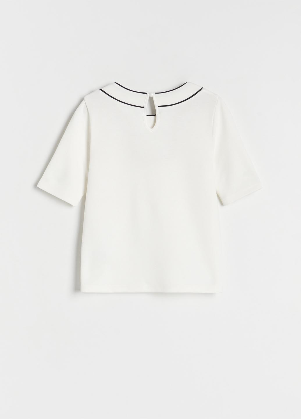 Белая летняя футболка Reserved