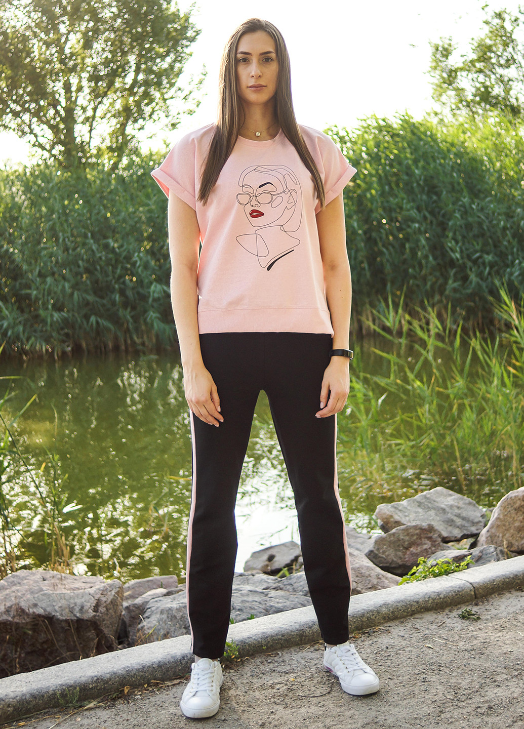 Костюм (футболка, штани) Cat'rina брючний малюнок рожевий кежуал віскоза