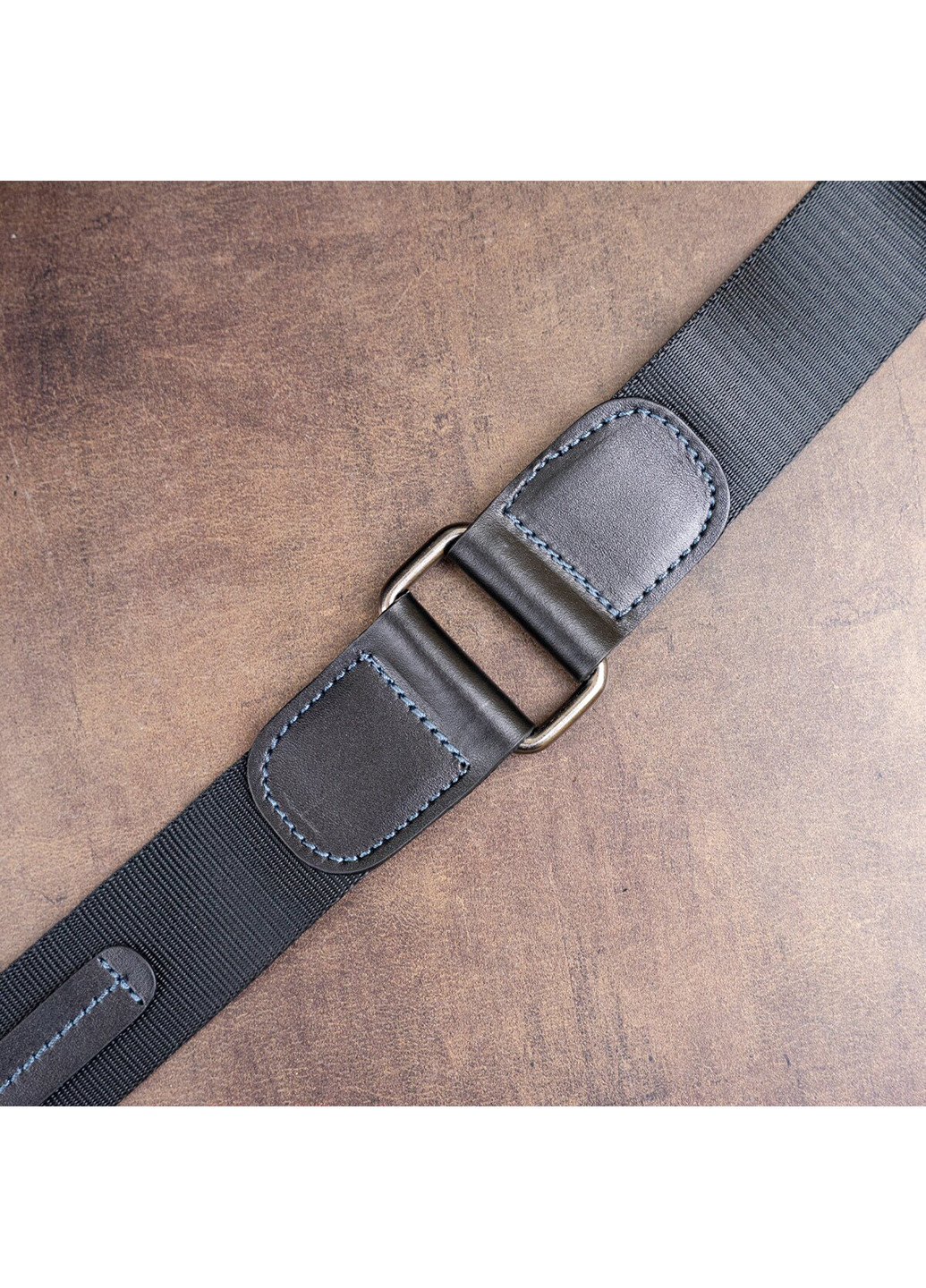 Чоловіча шкіряна сумка для ноутбука 37х25,5х7,5 см Shvigel (252134170)