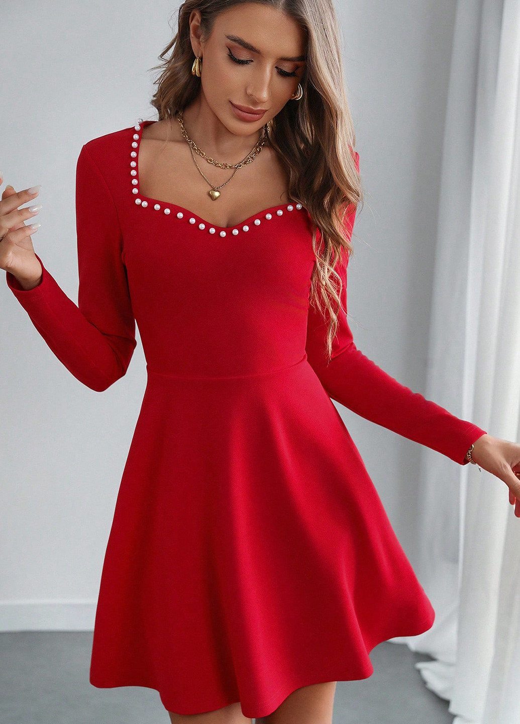 Червона коктейльна сукня силуетна, з спідницею-сонце SHEIN однотонна