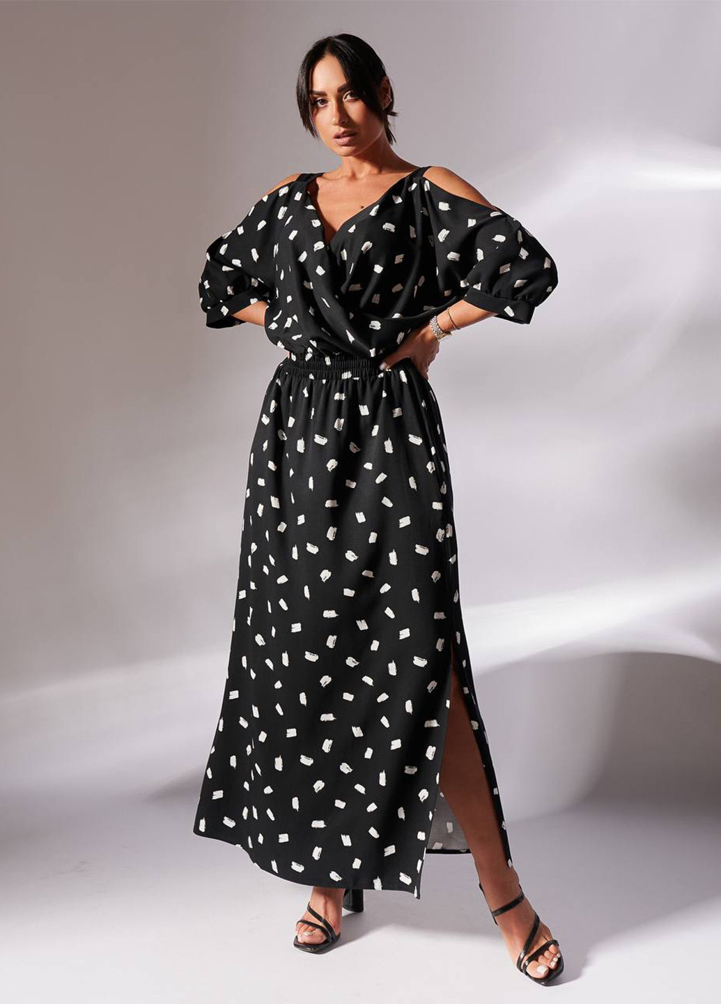 Чорна кежуал сукня кльош LibeAmore з абстрактним візерунком
