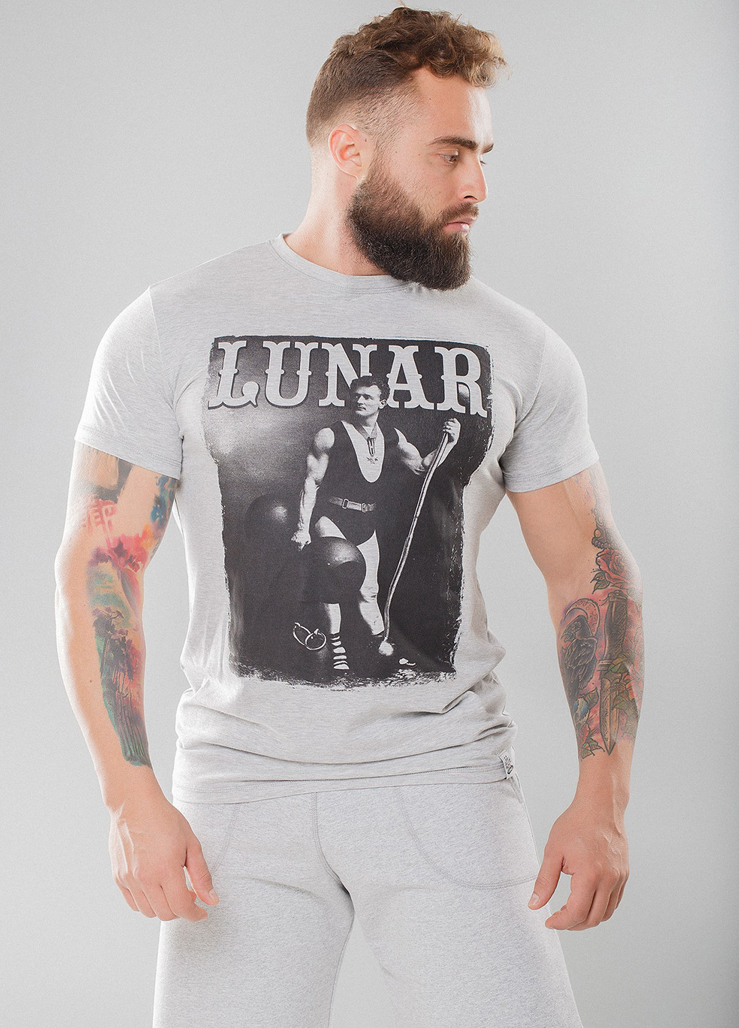 Серая футболка Lunar